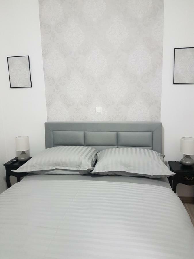 Apartment I Big Hill