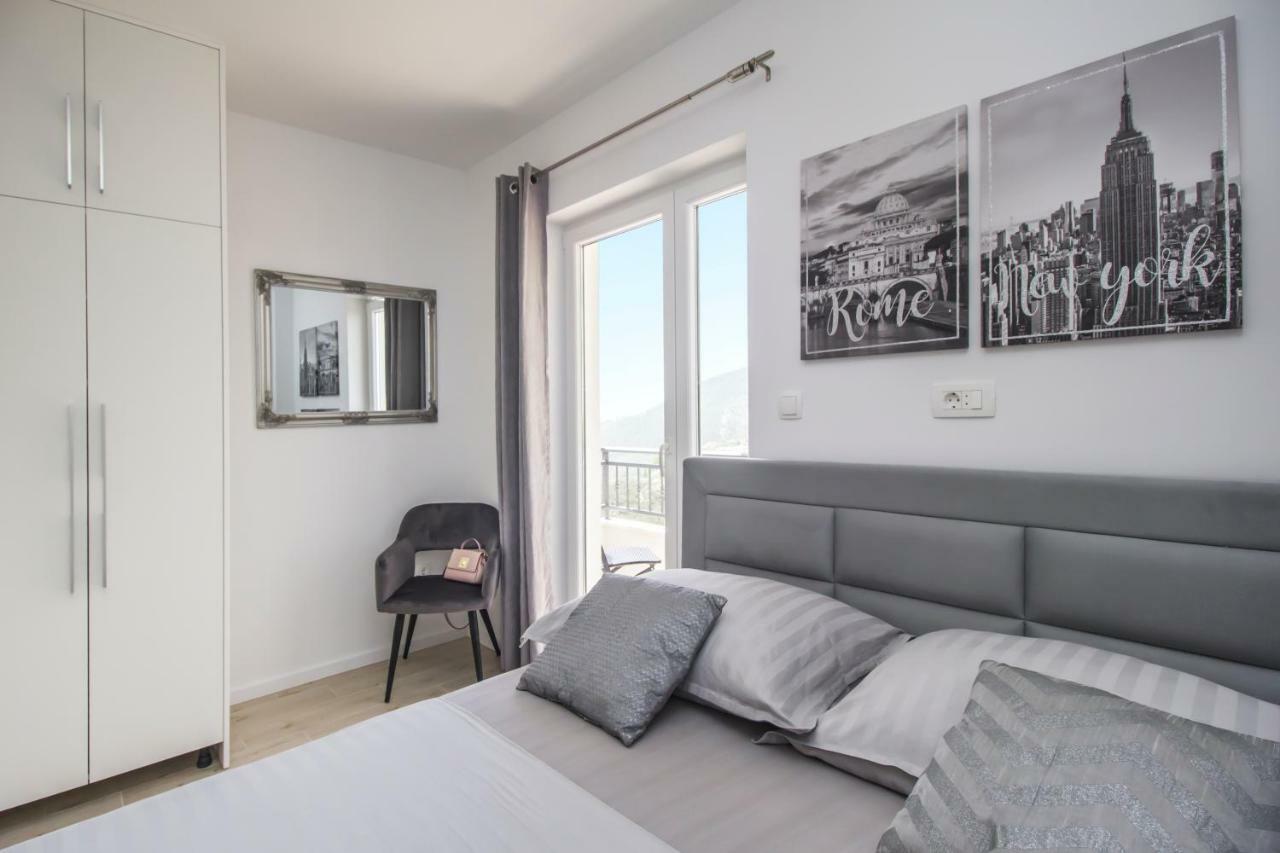 Apartment I Big Hill